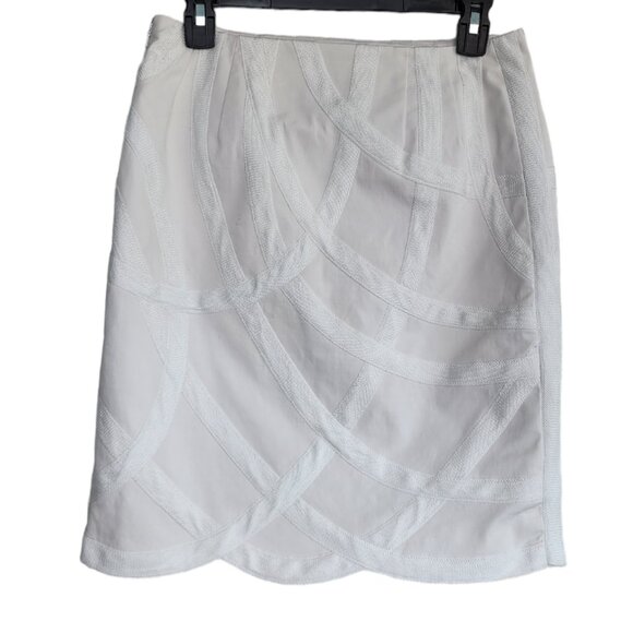 Worth White Skirt with Dressy Scalloped Detail Gorgeous 4 - Picture 2 of 7